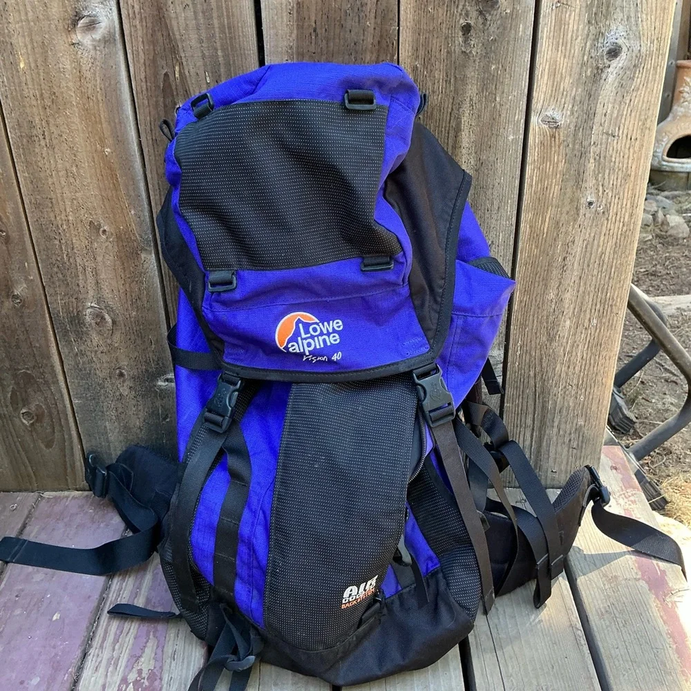 Alpine Blue and Black Technical Backpack for Outdoor Adventures
